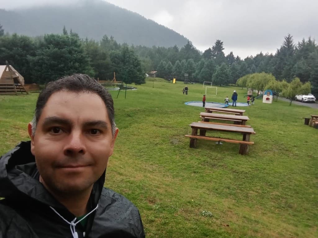 Instalaciones del campamento en el bosque del Ajusco